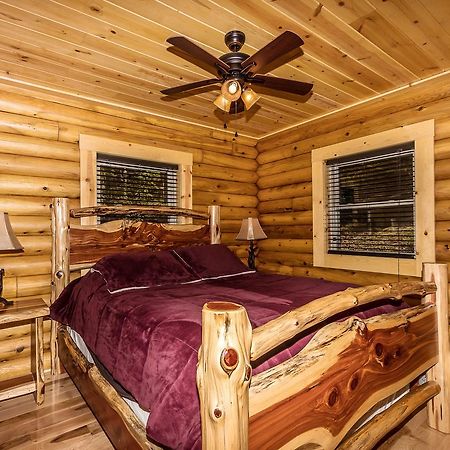 Hocking Hills Cabins & Resort Foxfire Logan Exterior photo